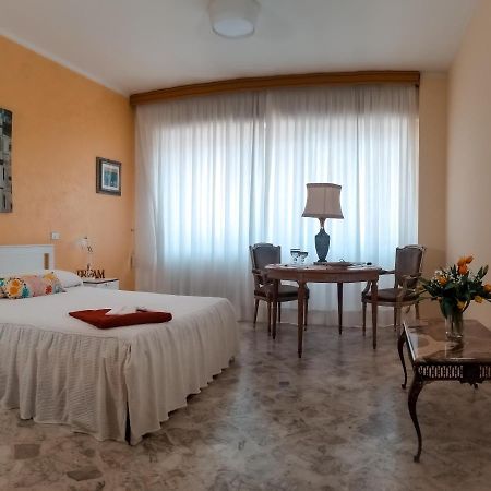 Via Sparano Suite Bari Exterior foto
